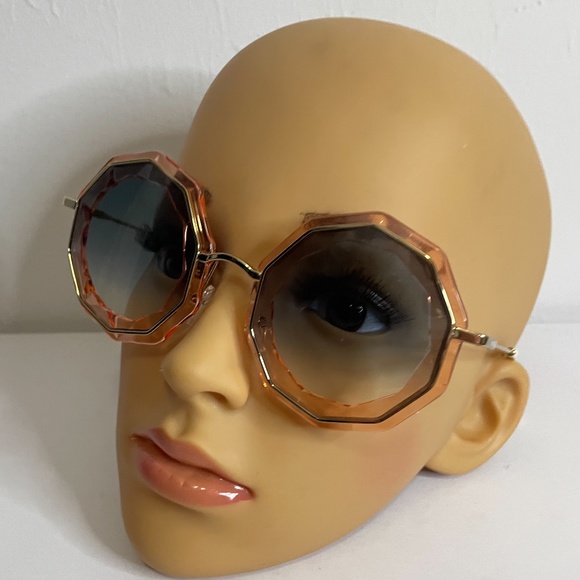 HP! 💕NWT Chloe’ pink large round scalloped edged blue lens gold sunglasses! - Picture 9 of 12